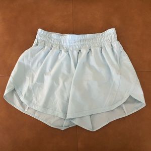 Lululemon Track That 5” shorts size 8